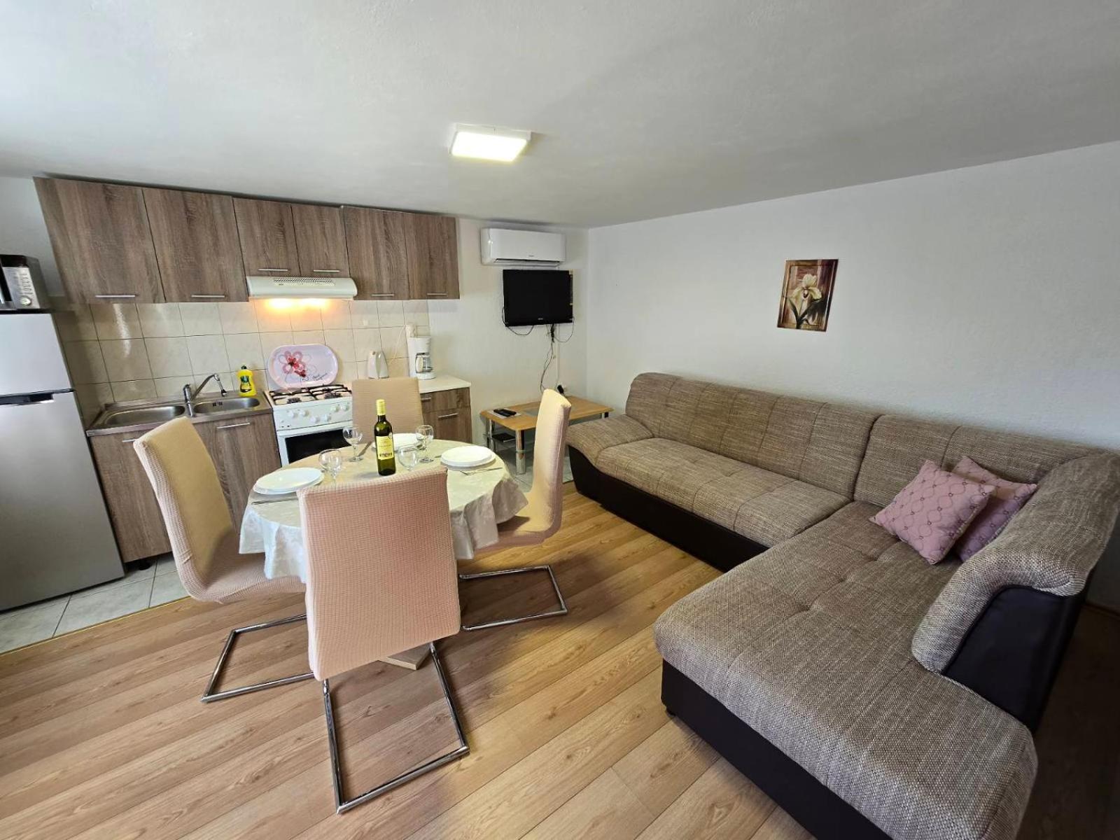 Apartments Ljubica Polje  Eksteriør billede
